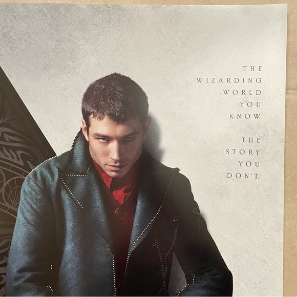 "Fantastic Beasts The Crimes of Grindelwald" Credence Barebone AT&T Movie Poster - Picture 3 of 6